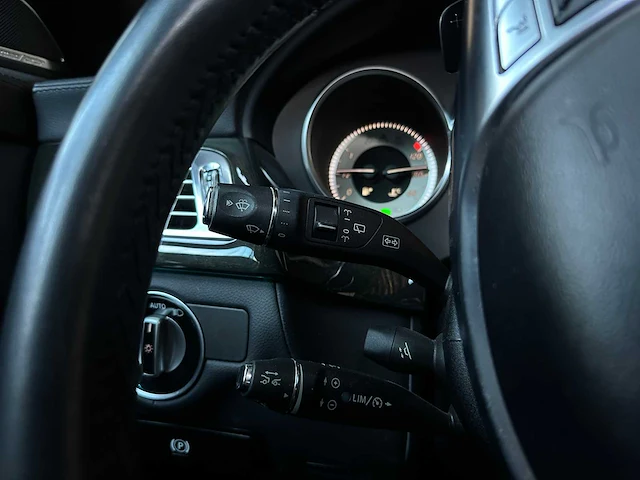 Mercedes-benz cls500 4matic shooting brake 4.7 v8 408pk 2013 cls-klasse - afbeelding 18 van  46