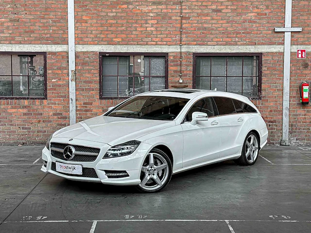 Mercedes-benz cls500 4matic shooting brake 4.7 v8 408pk 2013 cls-klasse - afbeelding 12 van  46