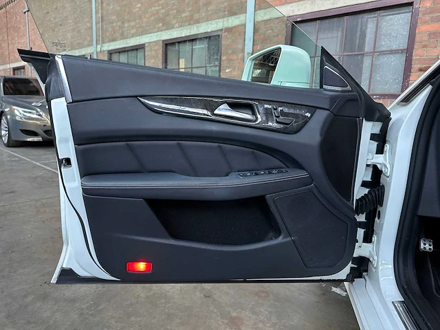 Mercedes-benz cls500 4matic shooting brake 4.7 v8 408pk 2013 cls-klasse - afbeelding 26 van  46