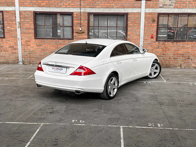 Mercedes-benz cls500 5.0 v8 306pk 2005 cls-klasse youngtimer - afbeelding 3 van  43