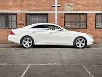 Mercedes-benz cls500 5.0 v8 306pk 2005 cls-klasse youngtimer - afbeelding 42 van  43
