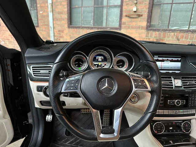 Mercedes-benz cls500 amg 4matic shooting brake 4.7 v8 408pk 2013 cls-klasse - afbeelding 13 van  46