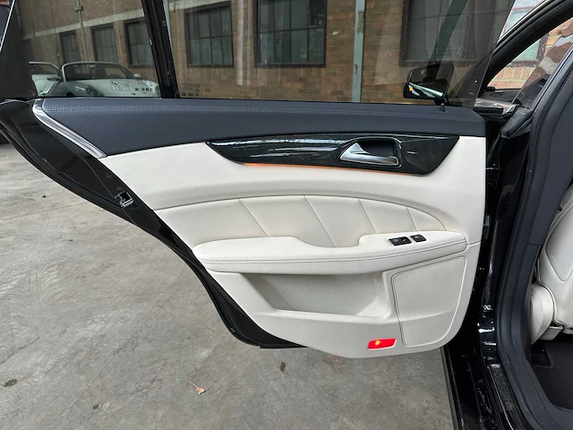 Mercedes-benz cls500 amg 4matic shooting brake 4.7 v8 408pk 2013 cls-klasse - afbeelding 28 van  46