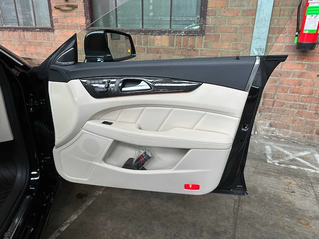 Mercedes-benz cls500 amg 4matic shooting brake 4.7 v8 408pk 2013 cls-klasse - afbeelding 39 van  46