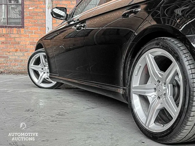 Mercedes-benz cls500 amg 5.0 v8 306pk 2008 cls-klasse youngtimer - afbeelding 28 van  60