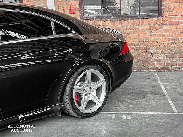 Mercedes-benz cls500 amg 5.0 v8 306pk 2008 cls-klasse youngtimer - afbeelding 5 van  60