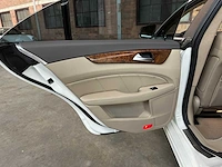 Mercedes-benz cls63 amg 5.5 v8 525pk 2012 cls-klasse (53.000 km) - afbeelding 34 van  46