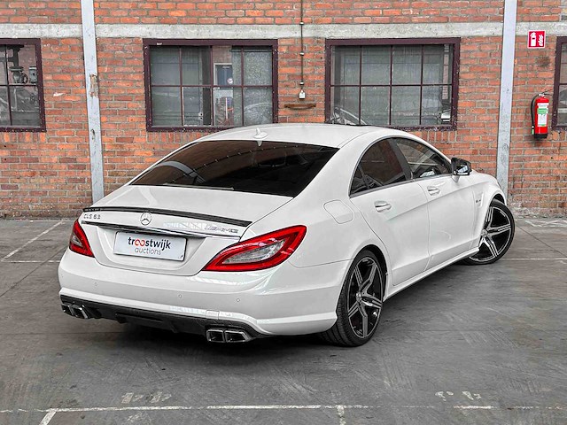 Mercedes-benz cls63 amg 5.5 v8 525pk 2012 cls-klasse (53.000 km) - afbeelding 4 van  46