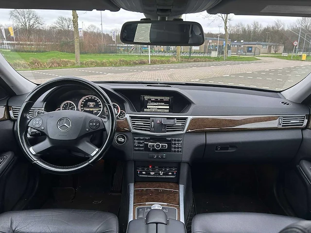 Mercedes-benz e-klasse 200 cdi business class | 8-kdh-56 - afbeelding 2 van  17