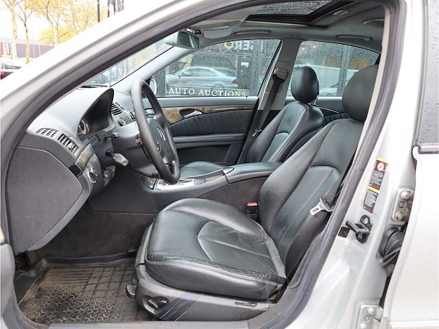 Mercedes benz e-klasse 220 cdi classic automaat 2003, 34-rv-lh - afbeelding 12 van  41