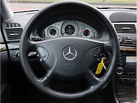 Mercedes benz e-klasse 220 cdi classic automaat 2003, 34-rv-lh - afbeelding 16 van  41
