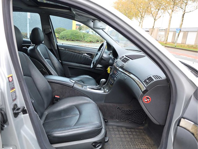 Mercedes benz e-klasse 220 cdi classic automaat 2003, 34-rv-lh - afbeelding 22 van  41