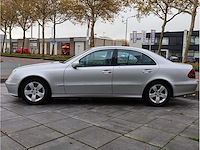 Mercedes benz e-klasse 220 cdi classic automaat 2003, 34-rv-lh - afbeelding 2 van  41