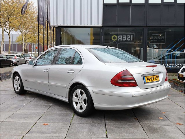 Mercedes benz e-klasse 220 cdi classic automaat 2003, 34-rv-lh - afbeelding 3 van  41