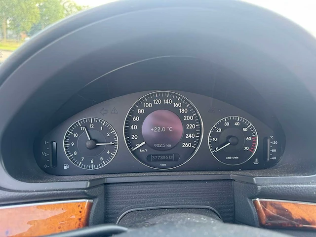Mercedes-benz e-klasse 240 avantgarde 2002 | 32-jj-kh - afbeelding 8 van  10