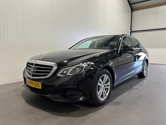 Mercedes-benz e-klasse 300 bt.hy. ambition 1-kpp-00 - afbeelding 1 van  22