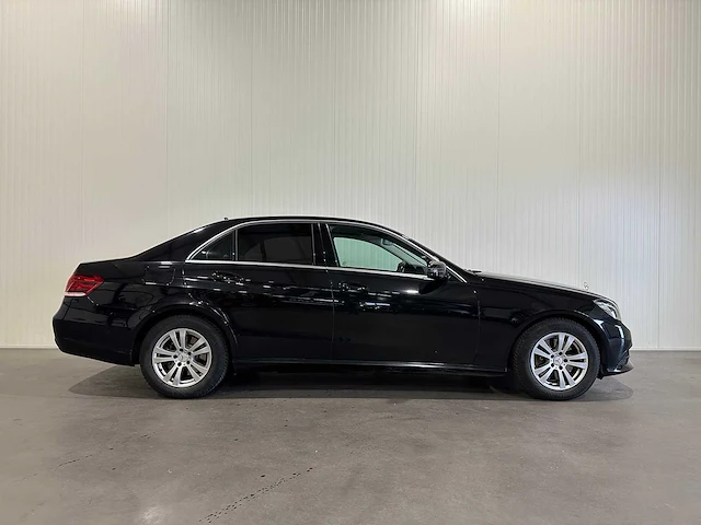 Mercedes-benz e-klasse 300 bt.hy. ambition 1-kpp-00 - afbeelding 6 van  22