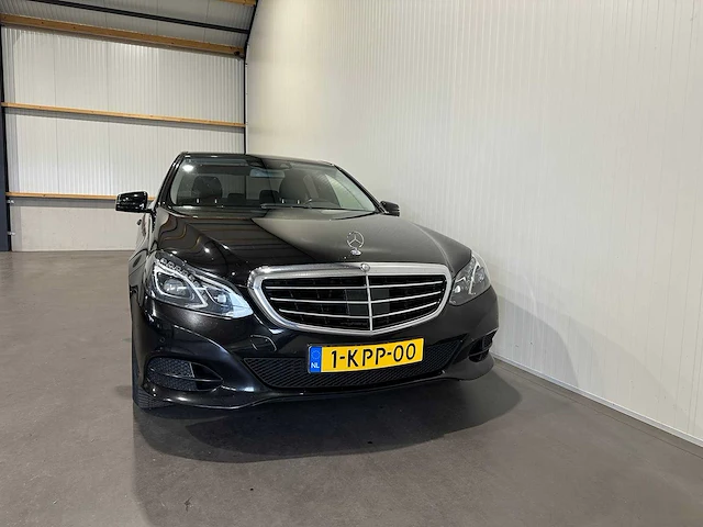 Mercedes-benz e-klasse 300 bt.hy. ambition 1-kpp-00 - afbeelding 8 van  22