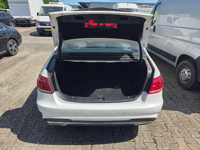 Mercedes-benz e klasse 300 bt.hy. lease ed , 3-xzh-17 - afbeelding 7 van  16
