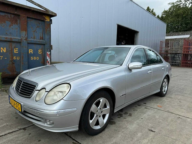 Mercedes-benz e-klasse 320 cdi avantgarde aut. leder navi clima 10-lr-fg - afbeelding 13 van  17