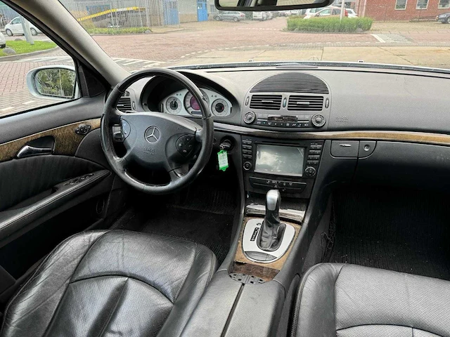 Mercedes-benz e-klasse 320 cdi avantgarde aut. leder navi clima 10-lr-fg - afbeelding 17 van  17