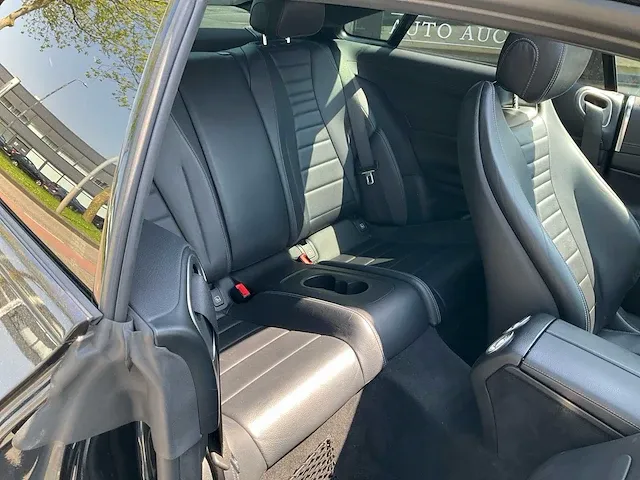 Mercedes-benz e-klasse 400 4matic amg pakket pano achteruitrijcamera downpipe stoelverwarming adaptive dodehoek, l-004-hk - afbeelding 28 van  34