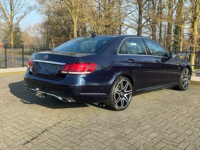 Mercedes-benz e-klasse 400 v6 avantgarde - personenauto - afbeelding 11 van  16