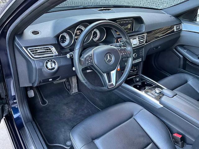Mercedes-benz e-klasse 400 v6 avantgarde - personenauto - afbeelding 14 van  16