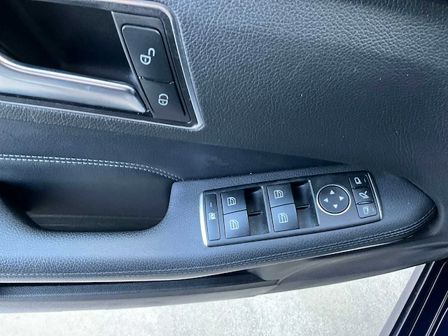 Mercedes-benz e-klasse 400 v6 avantgarde - personenauto - afbeelding 16 van  16