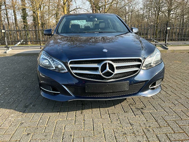 Mercedes-benz e-klasse 400 v6 avantgarde - personenauto - afbeelding 9 van  16