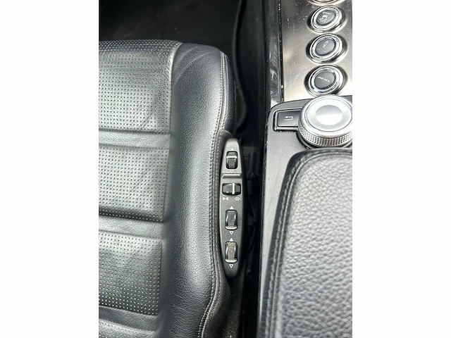Mercedes-benz e-klasse amg 63 car 2010 | 98-zkz-5 i - afbeelding 9 van  26