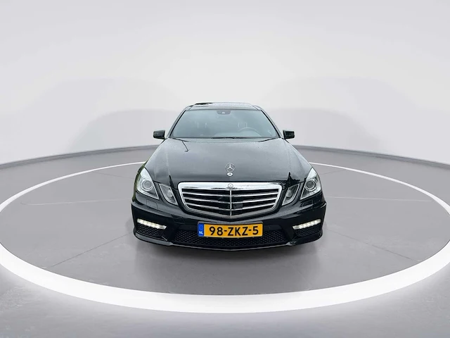 Mercedes-benz e-klasse amg 63 car 2010 | 98-zkz-5 i - afbeelding 12 van  26