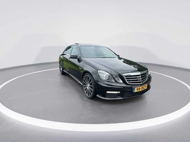 Mercedes-benz e-klasse amg 63 car 2010 | 98-zkz-5 i - afbeelding 20 van  26