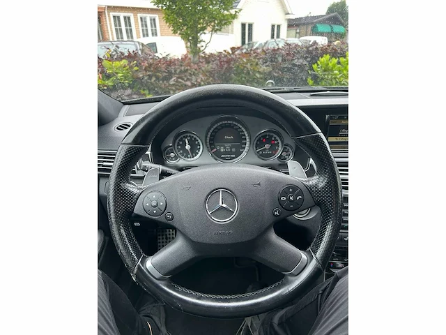 Mercedes-benz e-klasse amg 63 car 2010 | 98-zkz-5 i - afbeelding 18 van  27