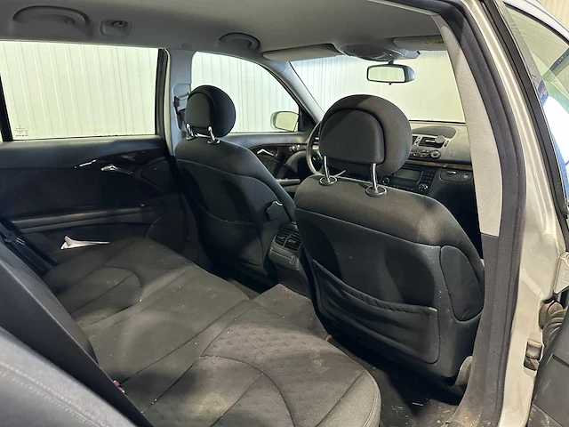 Mercedes-benz e-klasse combi 200 k. classic 3-xxf-87 - afbeelding 4 van  19