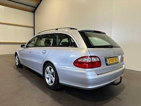 Mercedes-benz e-klasse combi 200 k. classic 3-xxf-87 - afbeelding 13 van  19