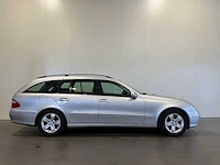 Mercedes-benz e-klasse combi 200 k. classic 3-xxf-87 - afbeelding 16 van  19