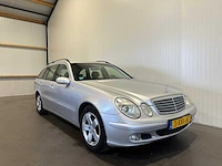 Mercedes-benz e-klasse combi 200 k. classic 3-xxf-87 - afbeelding 17 van  19