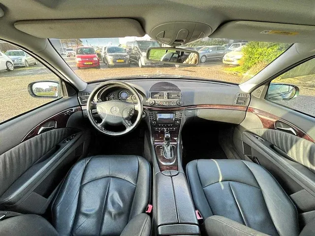 Mercedes-benz e-klasse combi 240 elegance automaat, 61-kgk-1 - afbeelding 13 van  14