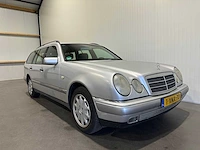 Mercedes-benz e-klasse combi 280 v6 classic 4-matic 1-xnx-70 - afbeelding 19 van  21