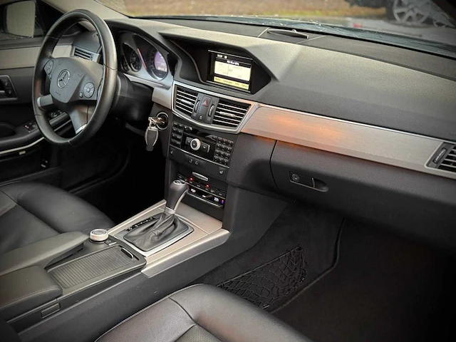 Mercedes-benz e-klasse e220 estate 220 cdi avantgarde org nederlands nap 63-lkk-3 - afbeelding 14 van  44