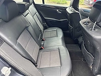 Mercedes-benz e-klasse estate 200 cdi business class avantgarde car 2011 | 88-ptf-3 - afbeelding 18 van  28