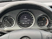 Mercedes-benz e-klasse estate 200 cdi business class avantgarde car 2011 | 88-ptf-3 - afbeelding 5 van  28