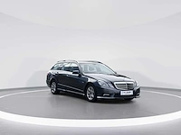 Mercedes-benz e-klasse estate 200 cdi business class avantgarde car 2011 | 88-ptf-3 - afbeelding 12 van  28