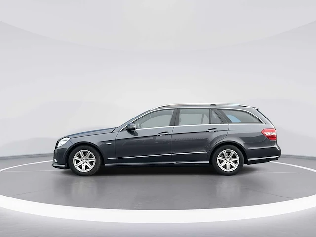 Mercedes-benz e-klasse estate 200 cdi business class avantgarde car 2011 | 88-ptf-3 - afbeelding 24 van  28