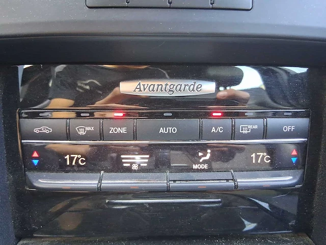 Mercedes-benz e-klasse estate 220 cdi businessclass avantgarde car 2011 | 98-rks-8 - afbeelding 15 van  31
