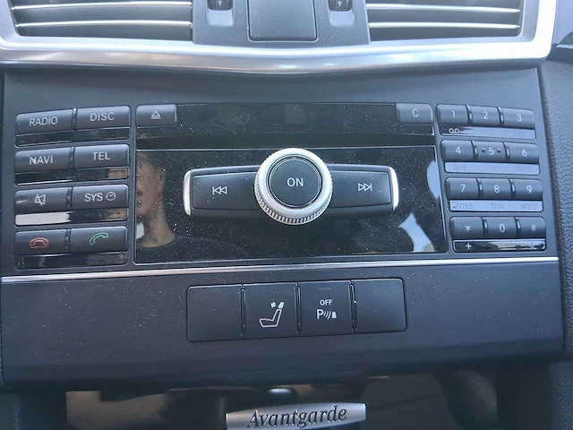Mercedes-benz e-klasse estate 220 cdi businessclass avantgarde car 2011 | 98-rks-8 - afbeelding 16 van  31