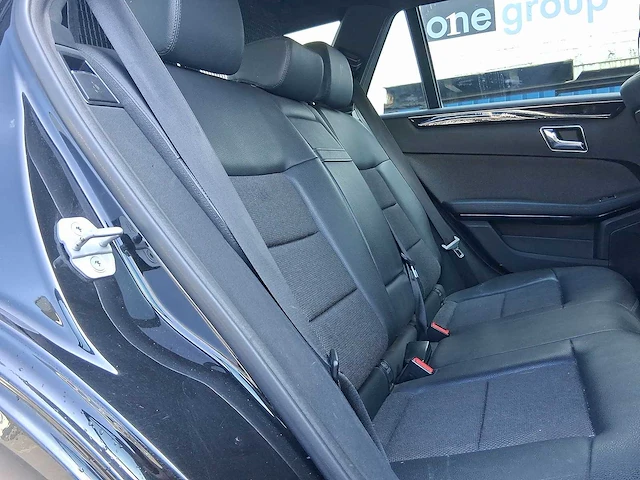 Mercedes-benz e-klasse estate 220 cdi businessclass avantgarde car 2011 | 98-rks-8 - afbeelding 21 van  31