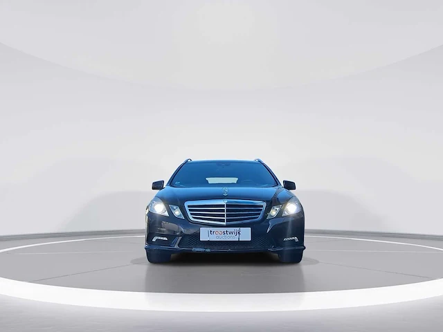 Mercedes-benz e-klasse estate 220 cdi businessclass avantgarde car 2011 | 98-rks-8 - afbeelding 12 van  31