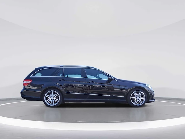 Mercedes-benz e-klasse estate 220 cdi businessclass avantgarde car 2011 | 98-rks-8 - afbeelding 31 van  31